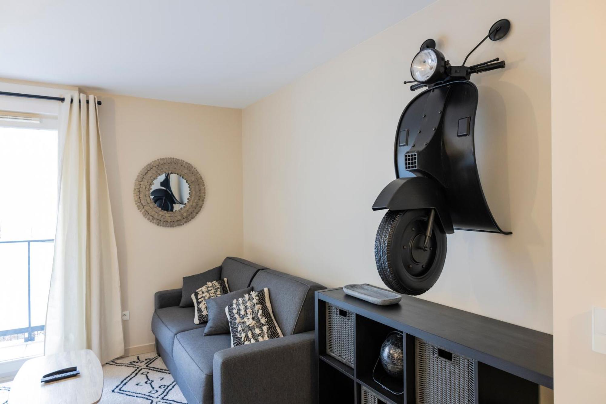 Charmant Studio En Residence Avec Parking Bussy-Saint-Georges Eksteriør billede